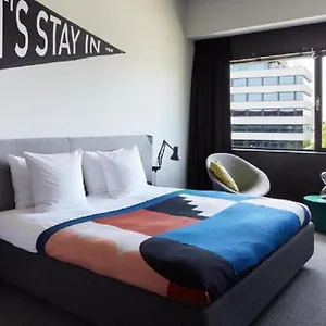 The Social Hub West 4 Star 4* Amesterdão